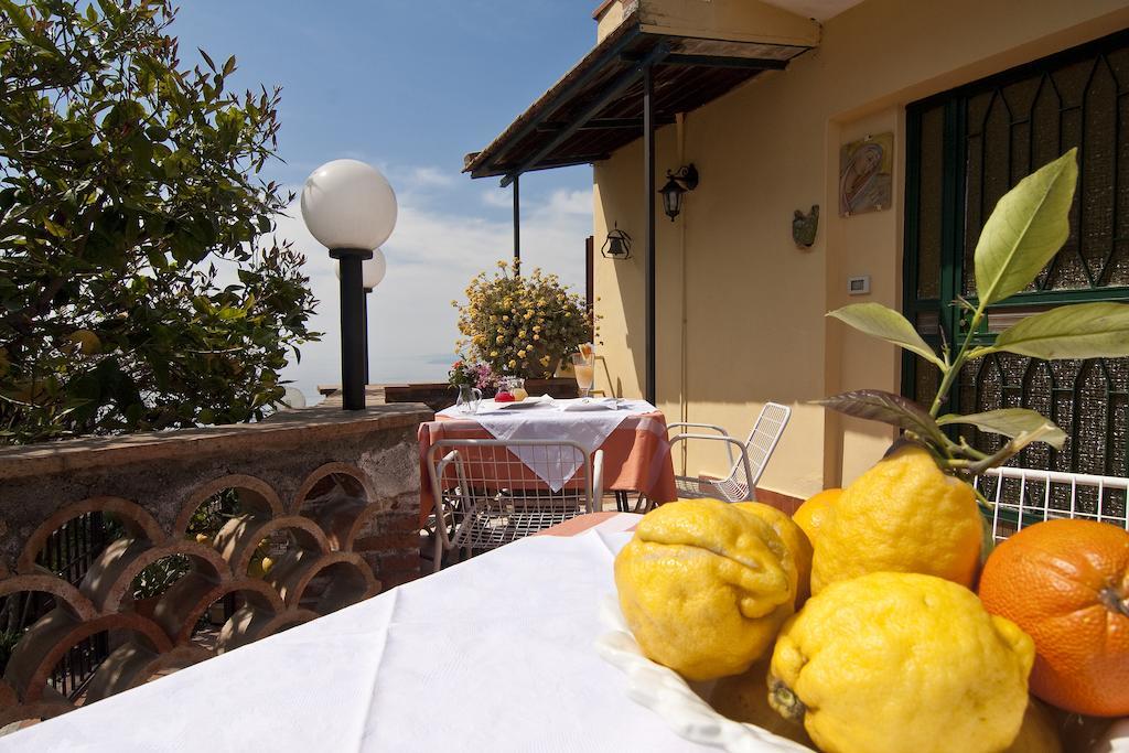 B&B U Palmentu Taormina Exterior foto