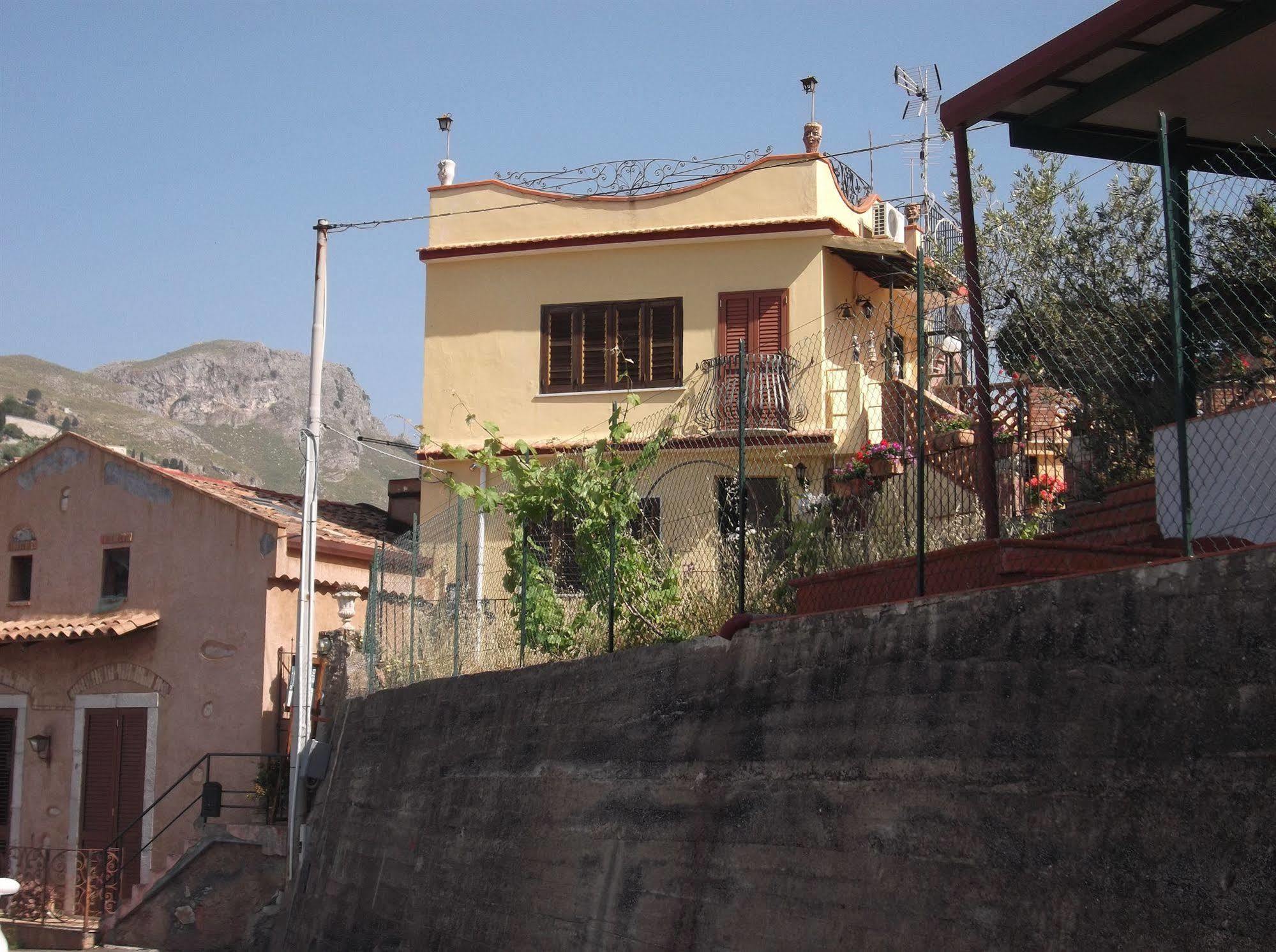 B&B U Palmentu Taormina Exterior foto
